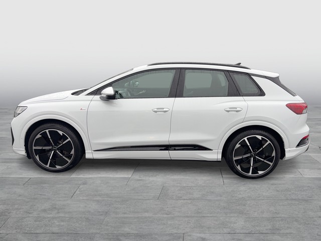 Audi - Q4 e-tron S-Line MATRIX+PANO+ACC_5