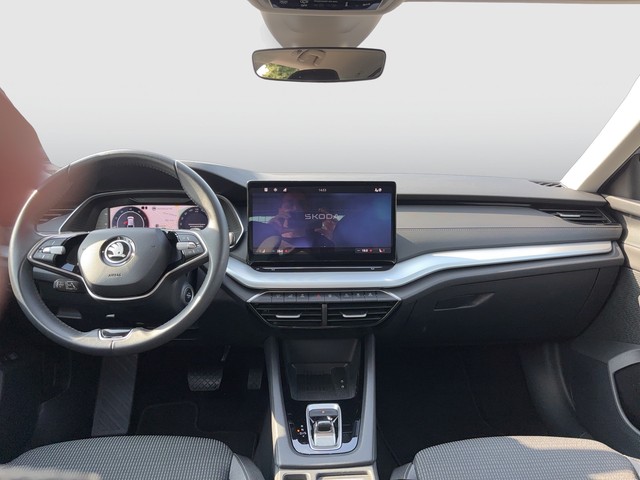 Skoda - Octavia Combi 2.0 TDI DSG Selection ACC LED NAVI_2