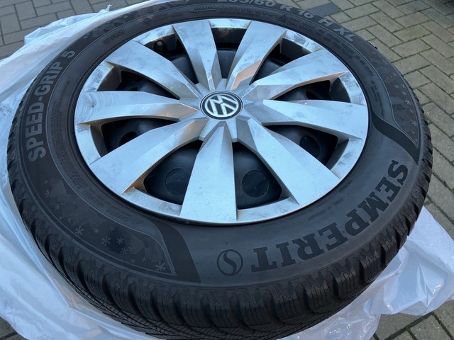 VW - Touran 2.0 TDI DSG Comfortline NaviPro+Sitzheiz._5