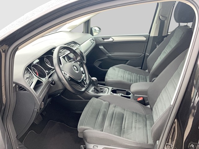 VW - Touran 2.0 TDI DSG Comfortline NaviPro+Sitzhei._11