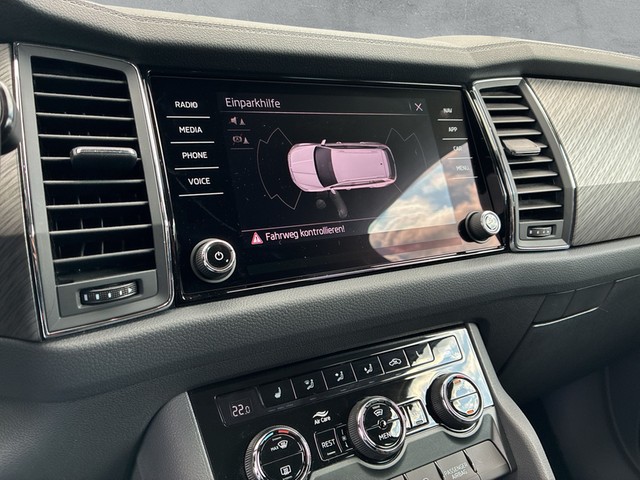 Skoda - Kodiaq 2.0 TSI DSG Style 4x4 LED+AHK+NAVI+SHZG+_5