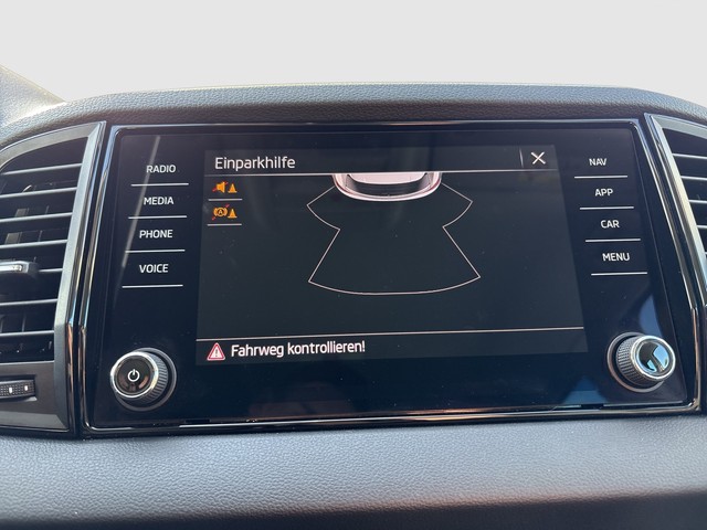 Skoda - Karoq 1.5 TSI DSG Selection LED+ACC+SmartLink+PDC_6