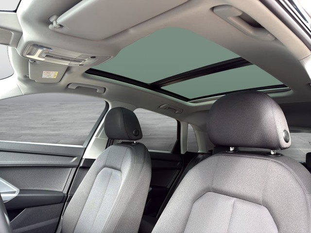 Audi - Q3 35 TFSI S-tronic Advanced PANO+NAVI+PDC+LM18"_6