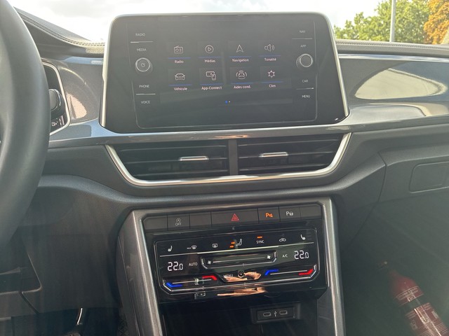 VW - T-Roc 1.0 TSI Style AHK+ACC+LED+NAVI+SHZG+LM17"_6