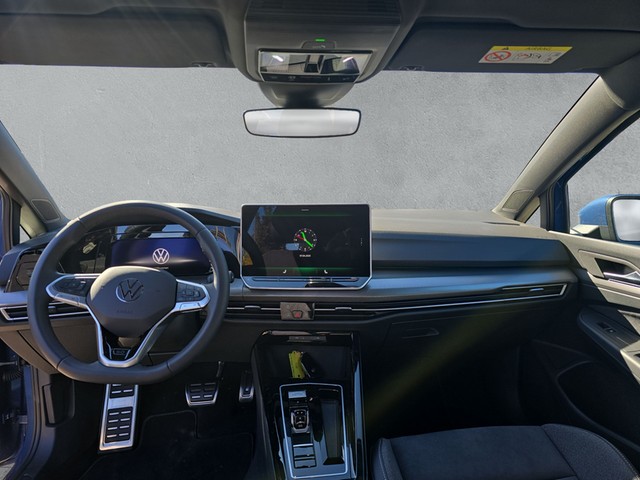 VW - Golf VIII Lim. 1.5 eTSI DSG Edition 50 DCC HuD_3