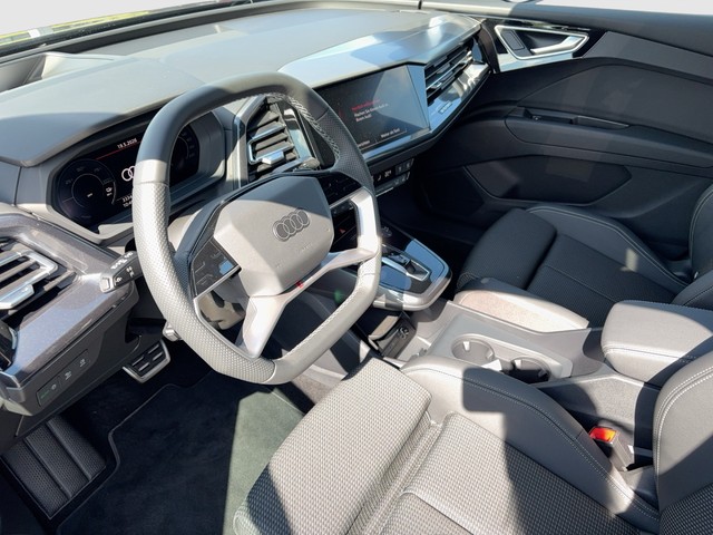 Audi - Q4 e-tron Sportback 40 advanced AHK+MATRIX_11