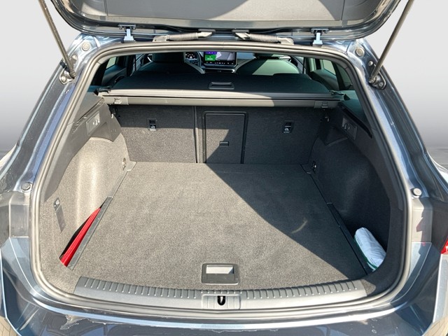 Seat - Leon Sportstourer 2.0 TDI DSG FR AHK+NaviPlus_4