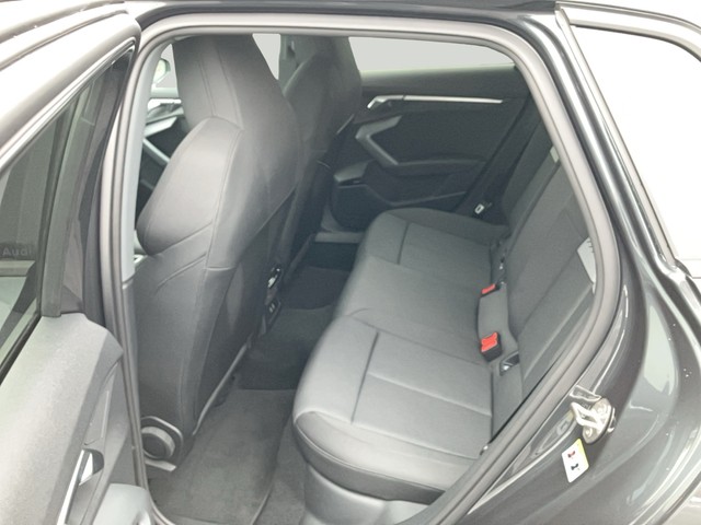 VW - Passat Variant 1.5 TSI DSG Business AHK LED NAVI_3