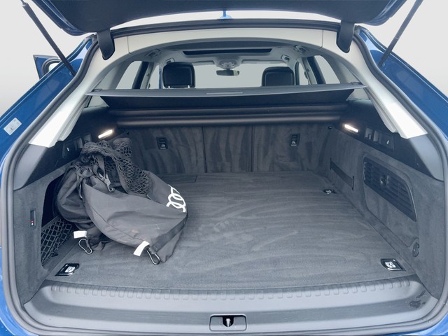 Audi - A6 Avant 55 TFSI e S-tronic quattro S-Line PANO_4