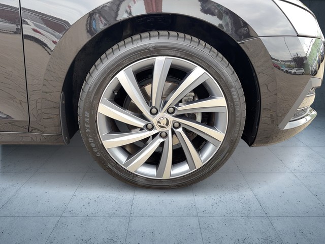 Skoda - Octavia Lim. 2.0 TDI Style CAM HUD LED LEDER NAVI_20