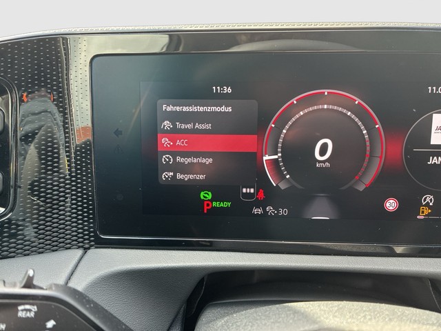 Skoda - Octavia Combi 2.0 TDI DSG 4x4 Sportline NAVI+AHK_9