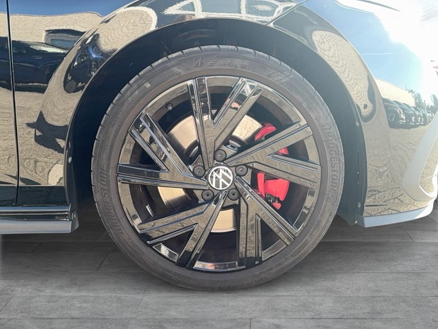 Ford - Focus 1.0 EcoBoost ST-Line NAVI+RFK+SHZ+GRA+PDC_17