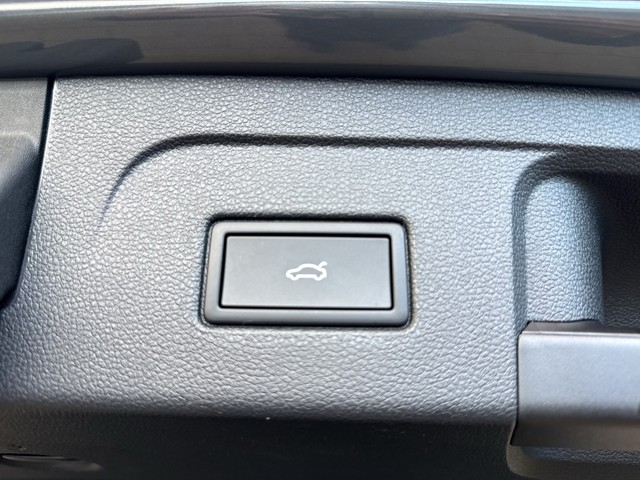 VW - Touran 1.5 TSI DSG Comfortline RFK Easy Open_5