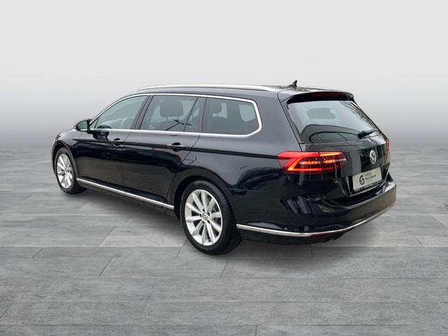 VW - Passat Variant 1.8 TSI DSG Highline R-Line LED_11