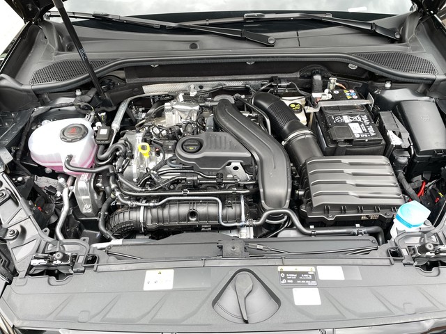 Audi - Q2 35 TFSI S-tronic S line LED+NAVI+ACC+KAMERA_9