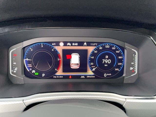 VW - Touran 2.0 TDI DSG Move 7-SITZE+AHK+KAMERA+NAVI_16