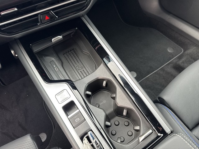 VW - Passat Variant 2.0 TDI DSG R-line AHK+AreaView+LEDER+HuD_6