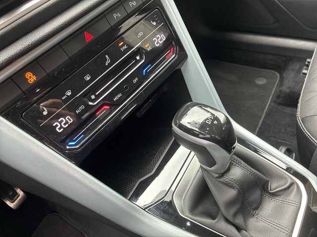 VW - T-Roc 1.5 TSI DSG Goal ACC+LED+NAVI+SHZG+LM17"_6