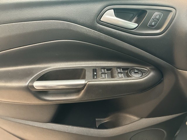 Ford - Kuga 1.5 EcoBoost ST-Line AHK+NAVI+XENON+PDC+DAB_6