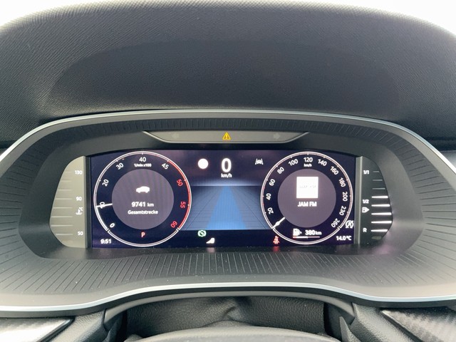 Skoda - Octavia Combi 2.0TDI Sportline Head Up+Panorama_15