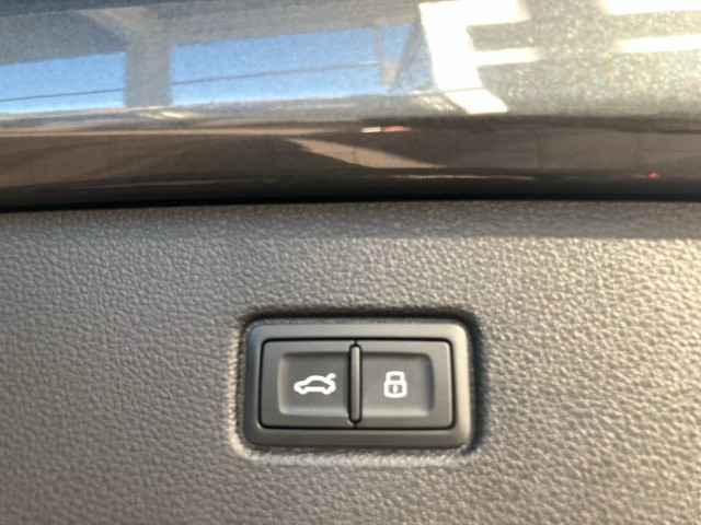 Audi - Q7 50 TDI S line AHK+NAVI+KAMERA+LUFT+SHZG_15