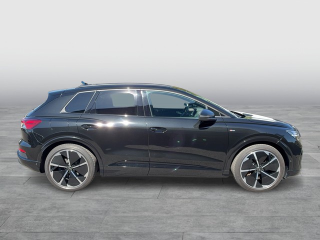 Audi - Q4 e-tron 45 quattro 77kWh S-line ACC+NAVI+AHK_8