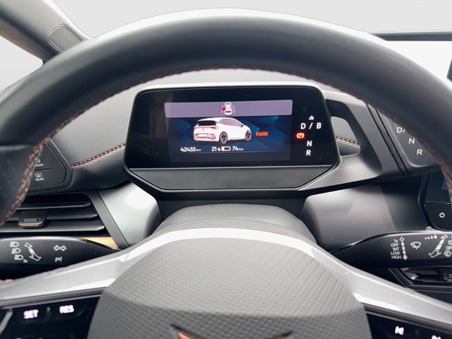 CUPRA - Born 150 kW Sitzhzg. Lenkradhzg. PDC vo +hi_13