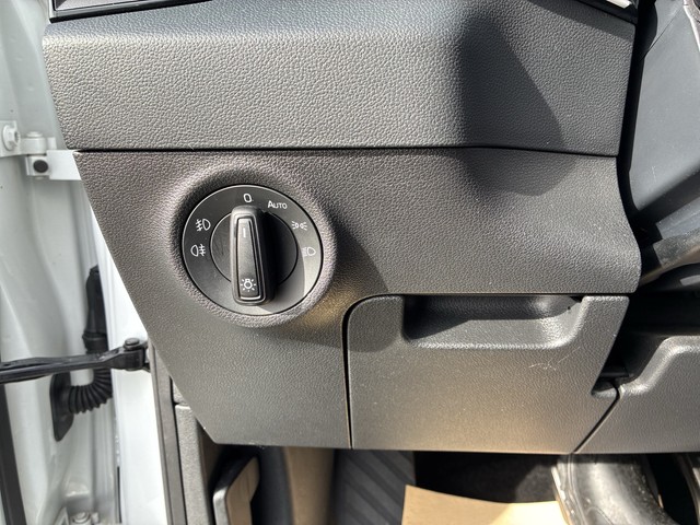 Skoda - Karoq 2.0 TDI DSG Sportline 4x4 AHK+PANORAMA+RFK_8