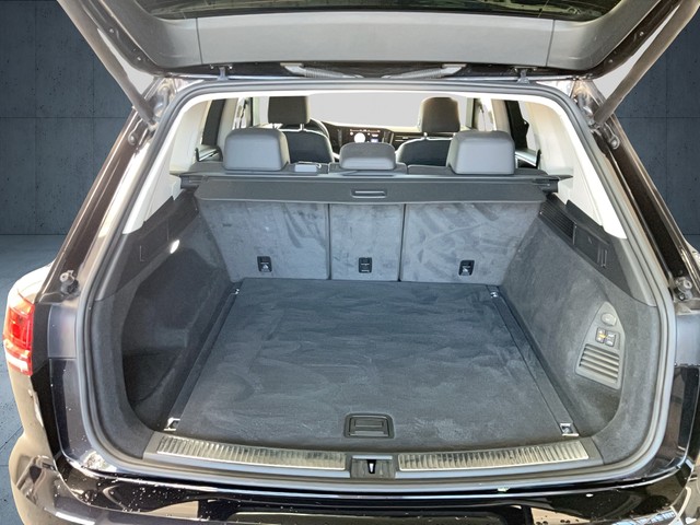 VW - Touareg 3.0 TDI 4Motion Elegance Leder+AHK+Luft_4