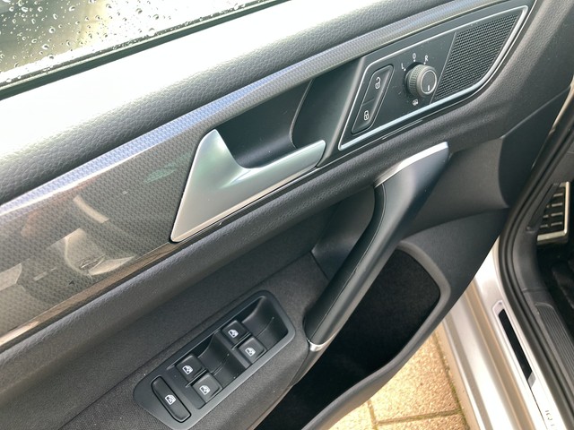 VW - Golf Sportsvan 1.6 TDI DSG IQ.Drive AHK+ACC+NAVI_5 VW - Golf Sportsvan 1.6 TDI DSG IQ.Drive AHK+ACC+NAVI_5