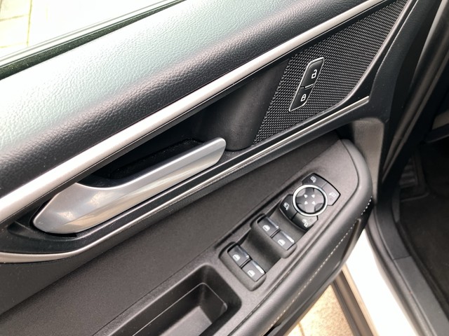 Ford - S-MAX 1.5 EcoBoost Trend NAVI+SHZG+7-SITZER+GRA_4