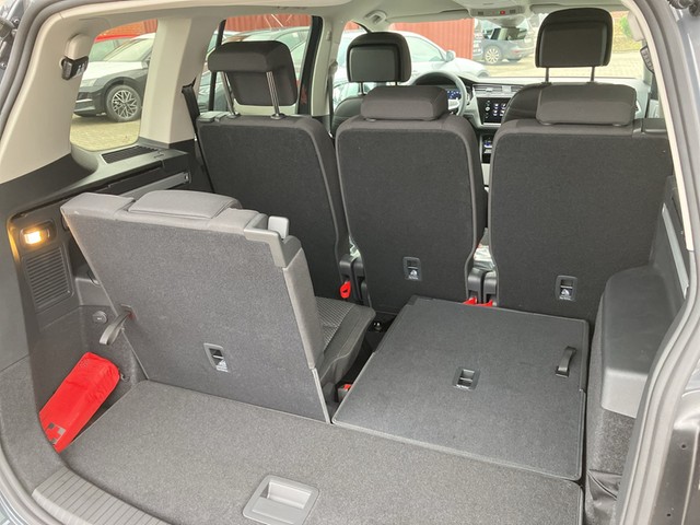 VW - Touran 2.0 TDI DSG Comfortline 7-sitze Navi+Sitzhzg.+Kamera_7