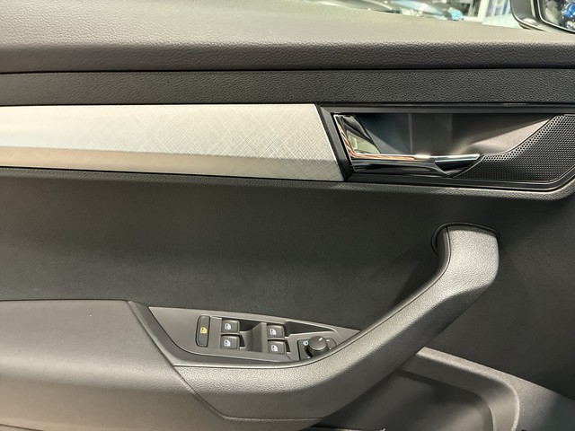 Skoda - Karoq 1.5 TSI DSG Selection LED+NAVI+SHZG+KAMERA_7