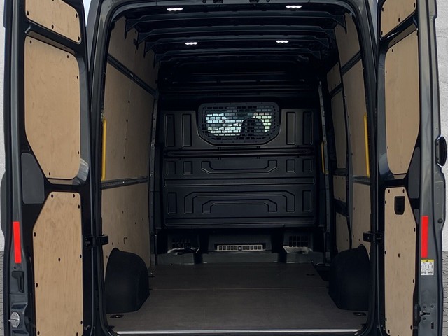 VW - Crafter 2.0 TDI Kasten 35 mittellang Hochdach "Rear View" Navigation_17