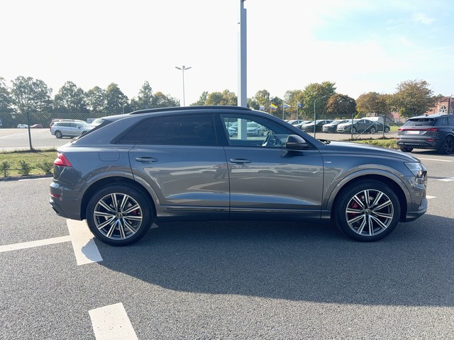 Audi - Q8 50 TDI Tiptronic quattro competition plus Pano-Matrix-Head up_8