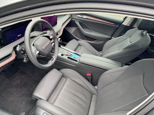 Skoda - Superb Combi 2.0 TDI DSG L & K STANDHEIZUNG+NAVI_13