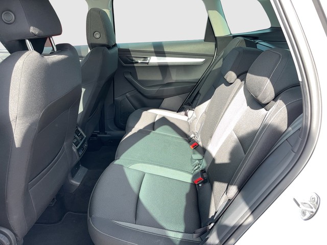 Skoda - Karoq 2.0 TDI DSG Tour ACC CAM LED NAVI PANO_3