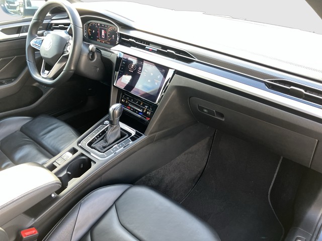 VW - Arteon Shooting Brake 2.0 TDI 4M DSG R-Line PANO_7