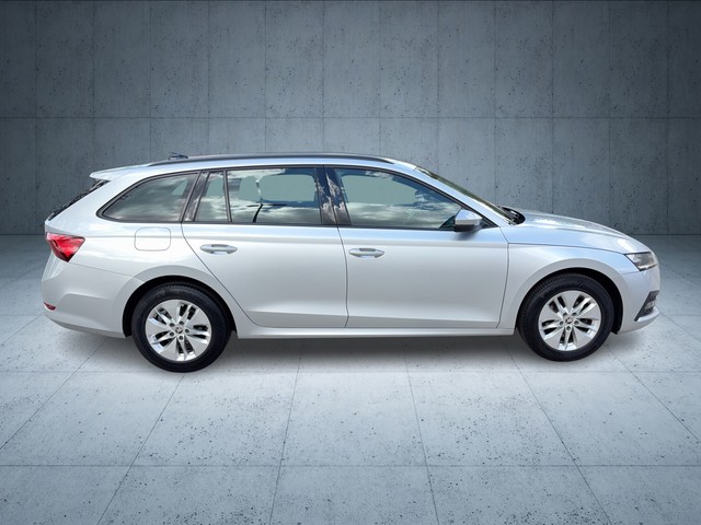 Skoda - Octavia Combi 2.0 TDI DSG Ambition AHK+NAV+SHZG+LED_13