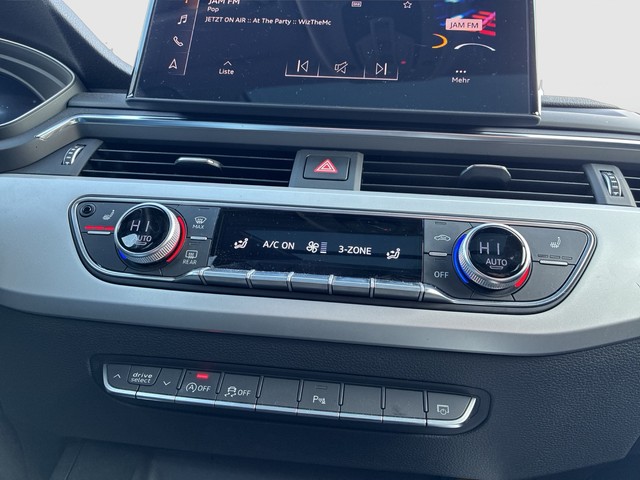 Audi - A4 Avant 40TDI S line Panoramadach "Rear View"_9