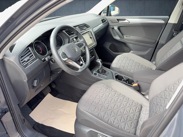 VW - Tiguan 1.5 TSI DSG Life LED+Navi+RFK+AHK_14 VW - Tiguan 1.5 TSI DSG Life LED+Navi+RFK+AHK_14