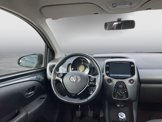 VW - Golf VIII Lim. 1.5 TSI Edition 50 Head Up Pano_2