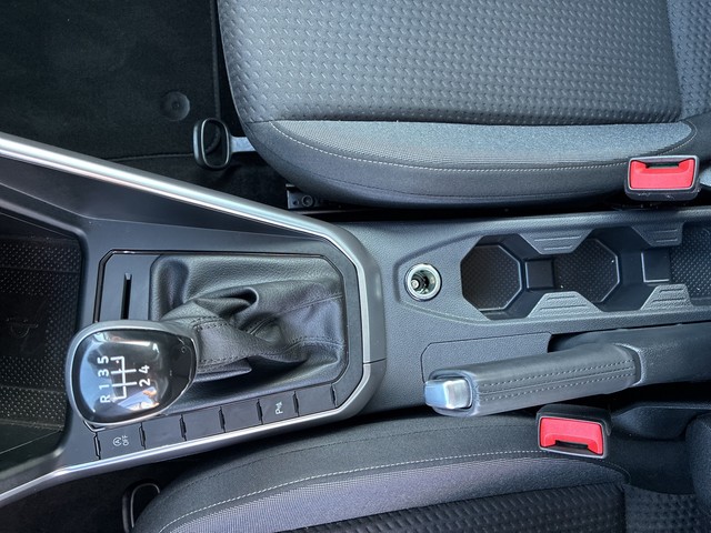 VW - Taigo 1.0 TSI Life Virtual+Navi+Sitzhzg._8