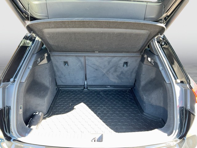 Audi - Q4 e-tron 45 quattro 77kWh S-line ACC+NAVI+AHK_4