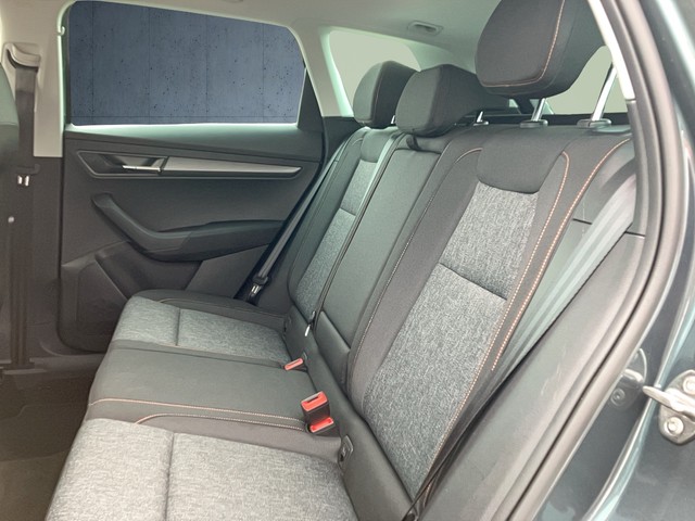 Skoda - Karoq 2.0 TDI DSG Clever 4x4 NAV+AHK+RFK+LED+ACC_3