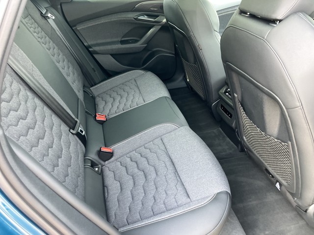 Audi - A6 e-tron Avant edition one blue S-line AHK PANO_5