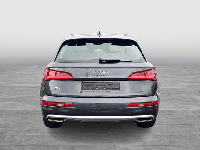 Audi - Q5 40 TDI S-tronic quattro sport S-Line AHK_7