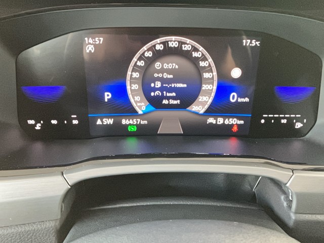 VW - Touran 2.0 TDI DSG Comfortline NaviPro+Sitzheiz._13