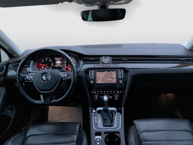 VW - Passat Variant 2.0 TDI DSG 4Motion Highline Pano+AHK+ACC_2