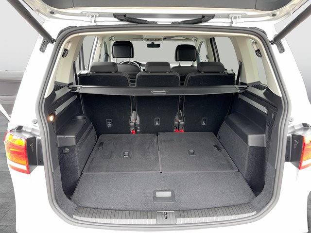 VW - Touran 1.5 TSI DSG Comfortline ACC LED 7-SITZE_4
